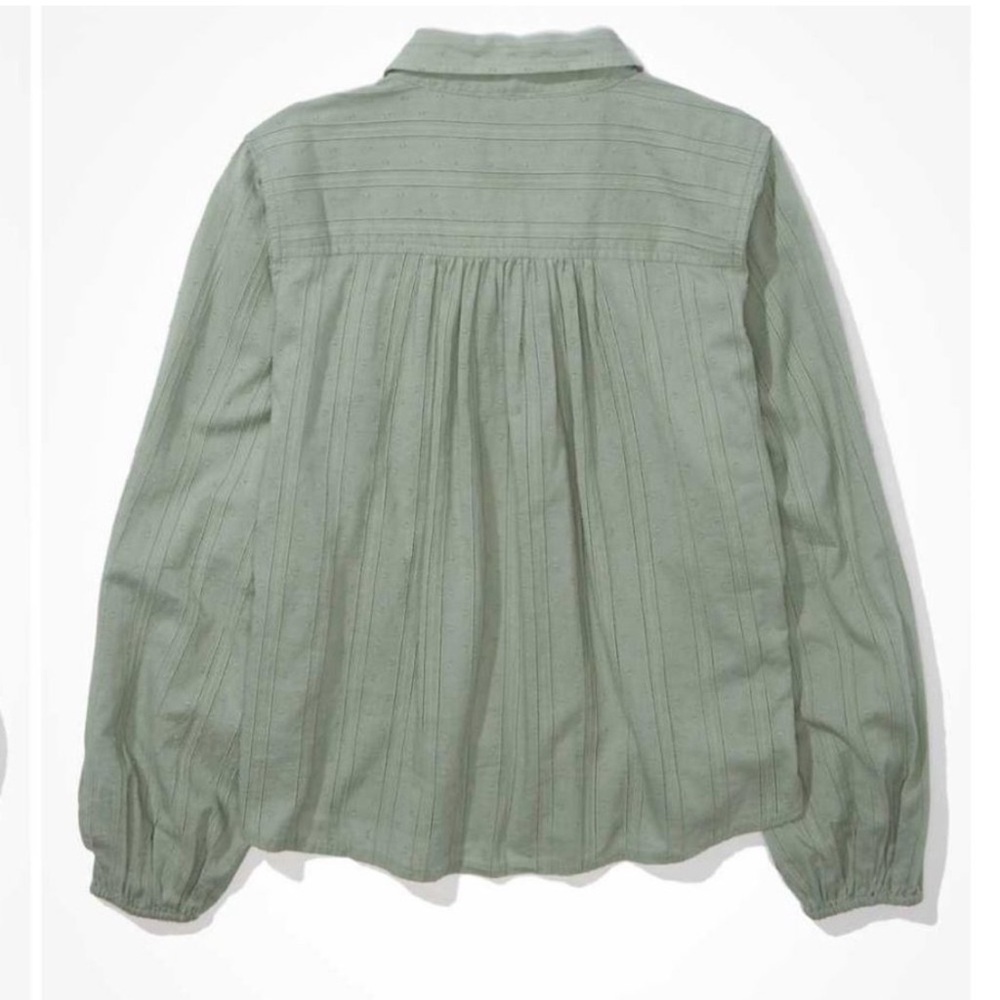 Green Button-Up Blouse by American Eagle L BNWOT - Picture 2 of 6